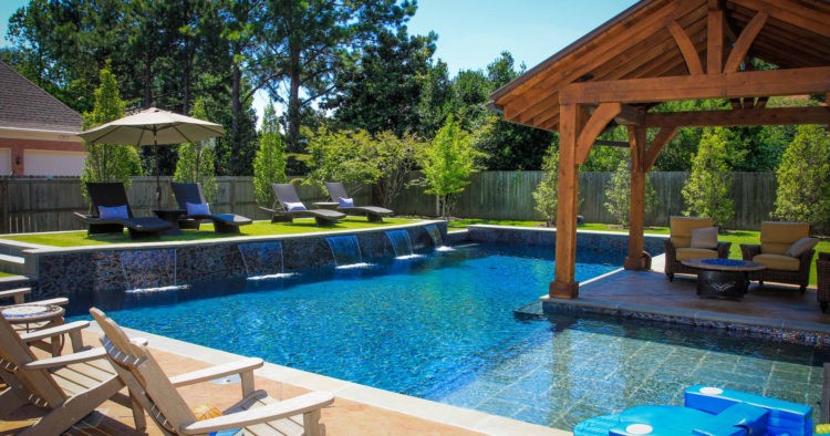 Eight Tasks to Check Off Your Summer Home Maintenance Checklist